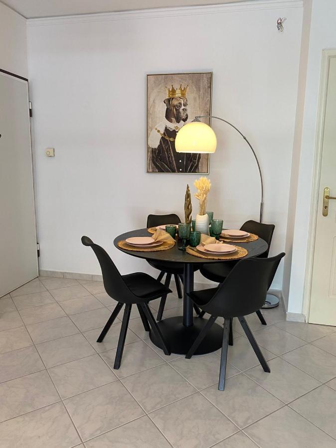 2 Bd Aprt 7'Min Away From Acropolis Apartment Athena Bagian luar foto